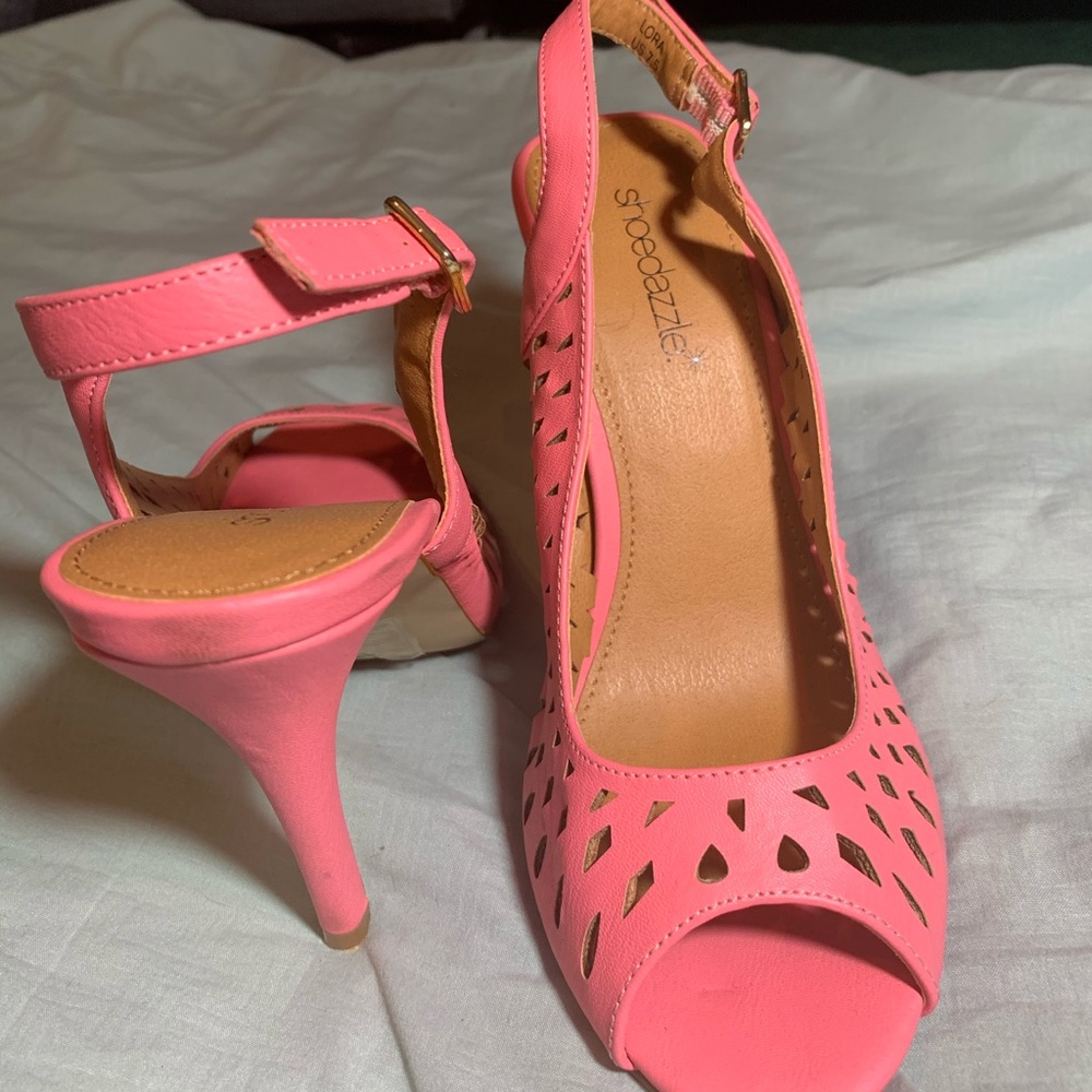 Shoedazzle Pink heels - Picture 1 of 1